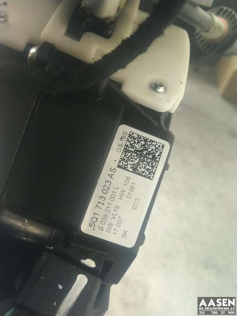Girstang/girvelger automat til VW Golf Sportsvan 2014-2018 (5Q1 713 059 K|)