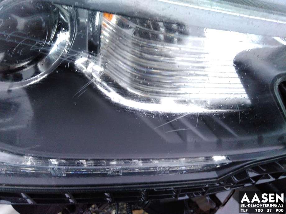 Frontlykt høyre xenon til Honda CR-V 2012-2018 (Type IV)  