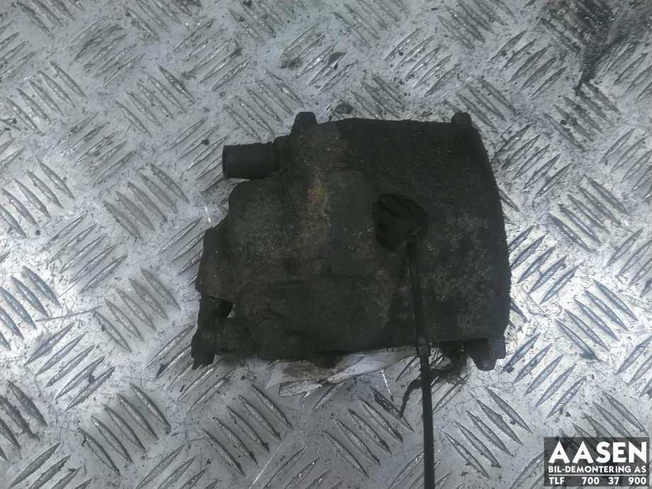 Bremsecaliper høyre foran til VW Golf II, 1984-1991  (1H0 615 124 A)