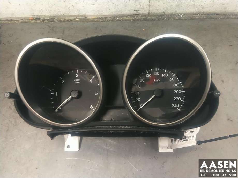 Instrumentpanel til Mazda 5, 2011-2015 (Type II)  