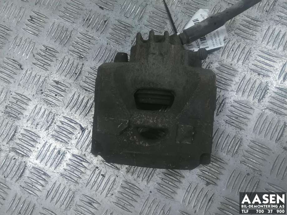 Bremsecaliper venstre foran til Citroën Berlingo 2015-2019 (Type II, Fase 2) (4400 V7|16 517 552 80|)