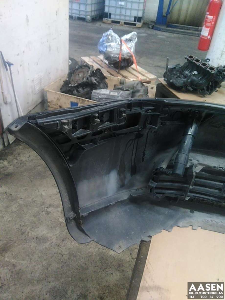 Støtfanger foran til VW Golf V, Combi 2003-2008  (1K0 807 217 F|)