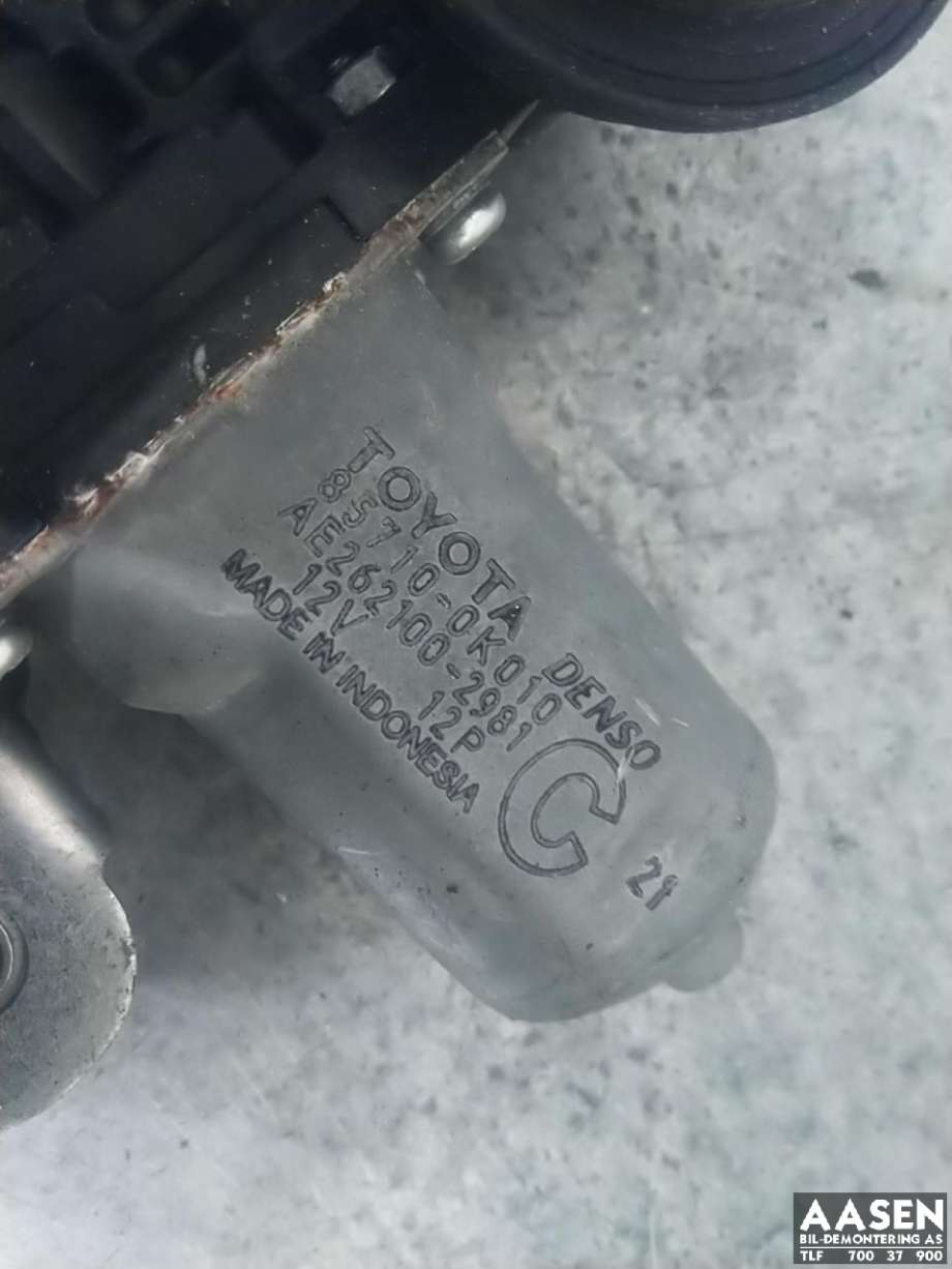 Ruteheis høyre foran til Toyota Hilux 2012-2016  (698010K011|)
