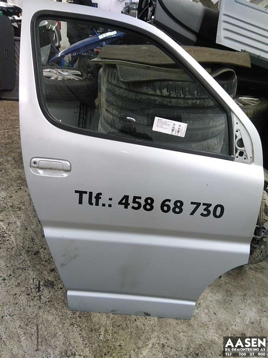Dør høyre foran til Toyota Hiace 2007-2012 (Fase 3)