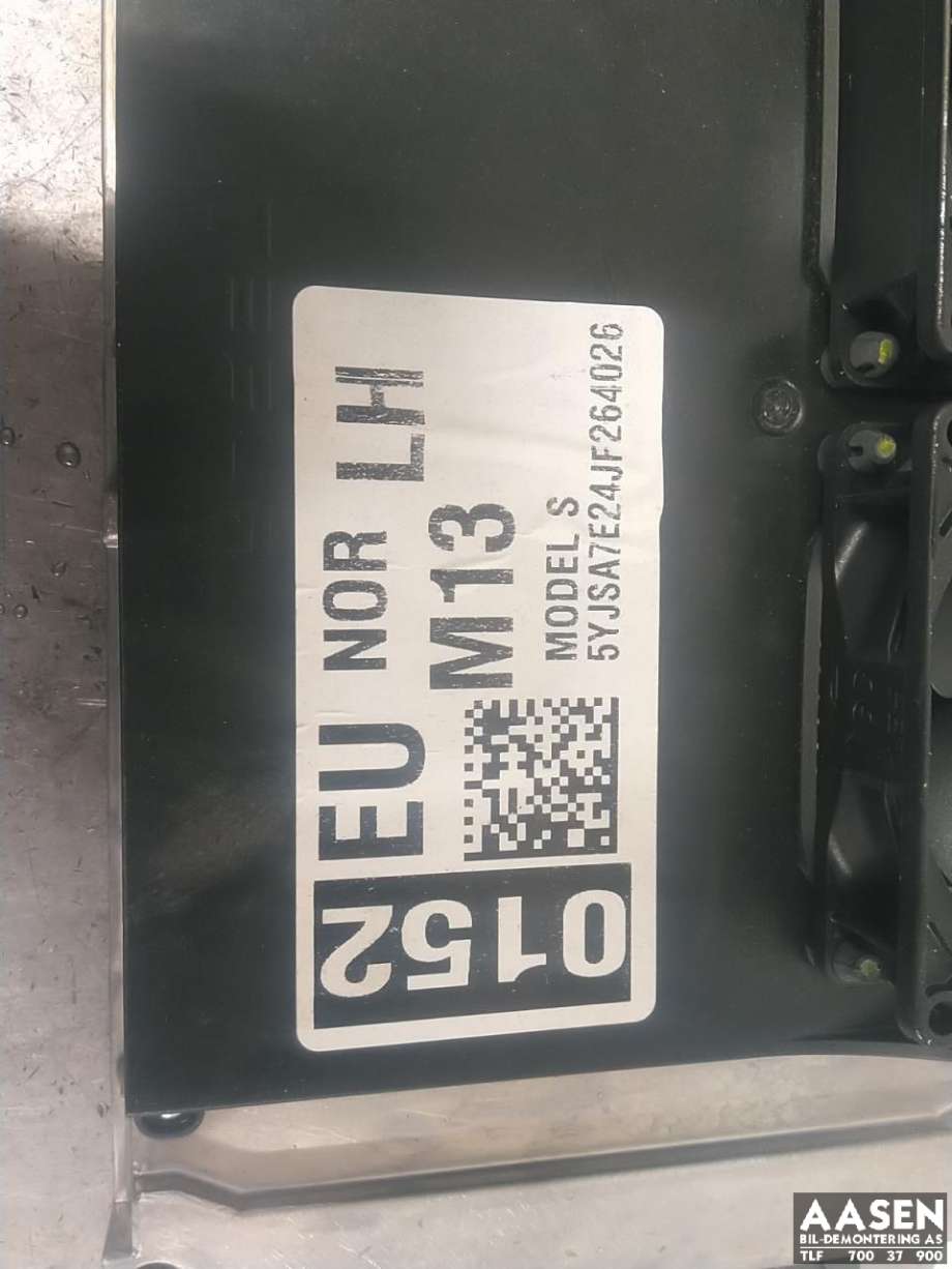 Styreenhet autopilot til Tesla Model S 2016-2021 (Fase 2) (1125800-70-F|)