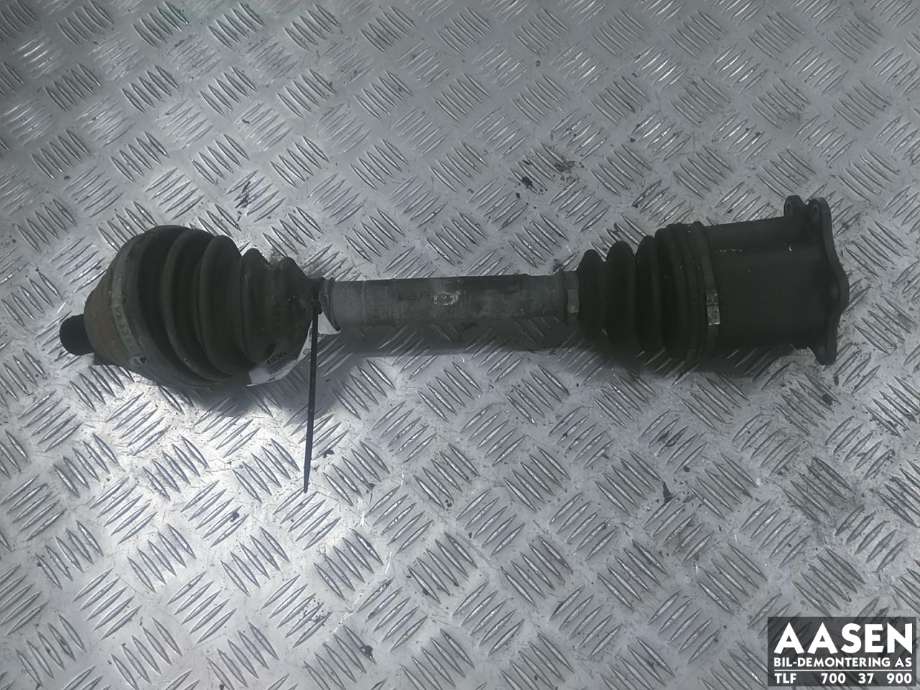 Drivaksel venstre foran, diesel/automat til VW Passat, 2011-2015 (B7) (B7) (1K0 407 271 NT)