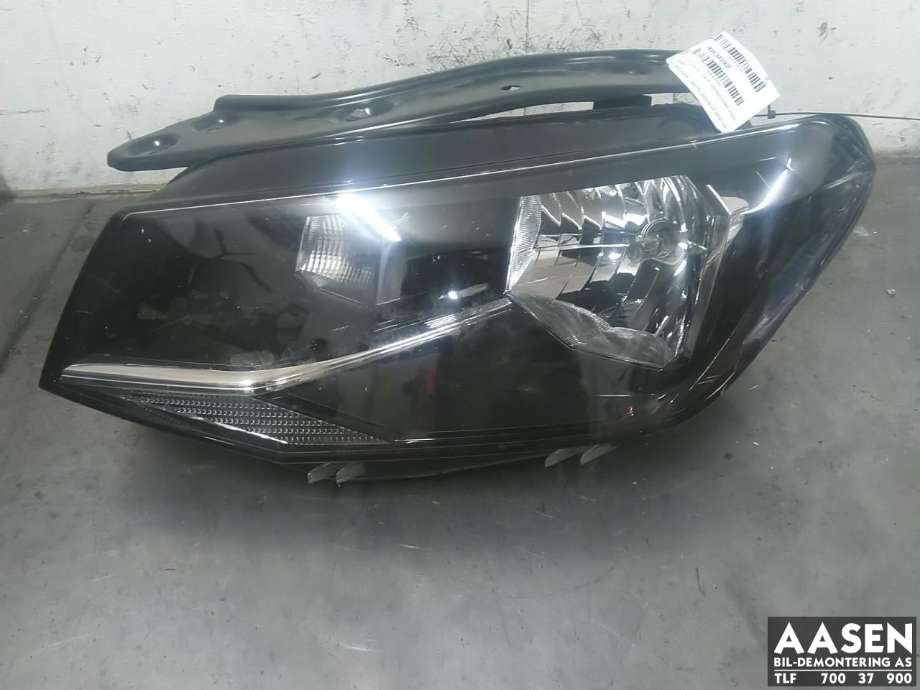 Frontlykt venstre halogen til VW Caddy 2015-2020 (Type III, Fase 3) (2K1 941 015 B|)