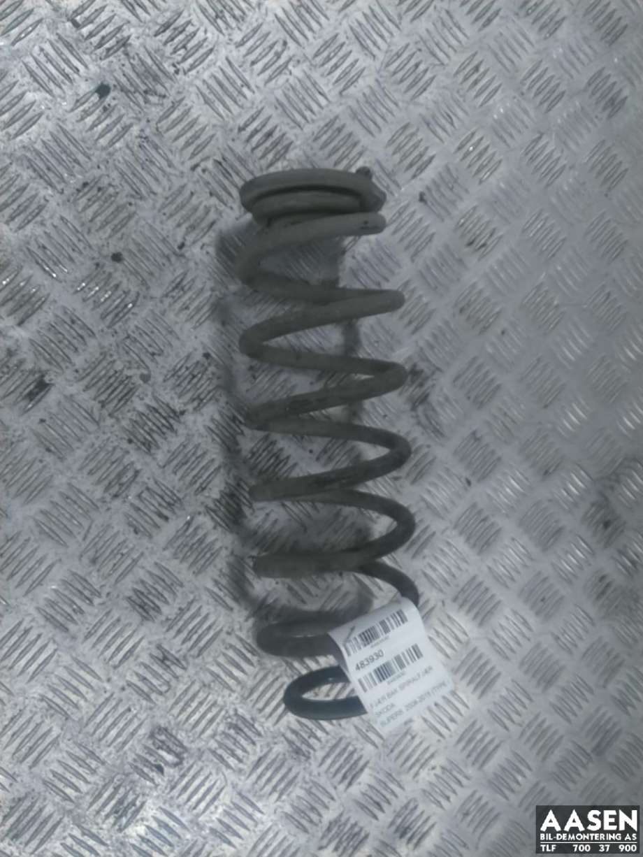Fjær bak spiralfjær til Škoda Superb, 2008-2015 (Type II) (1K0 511 115 BL)