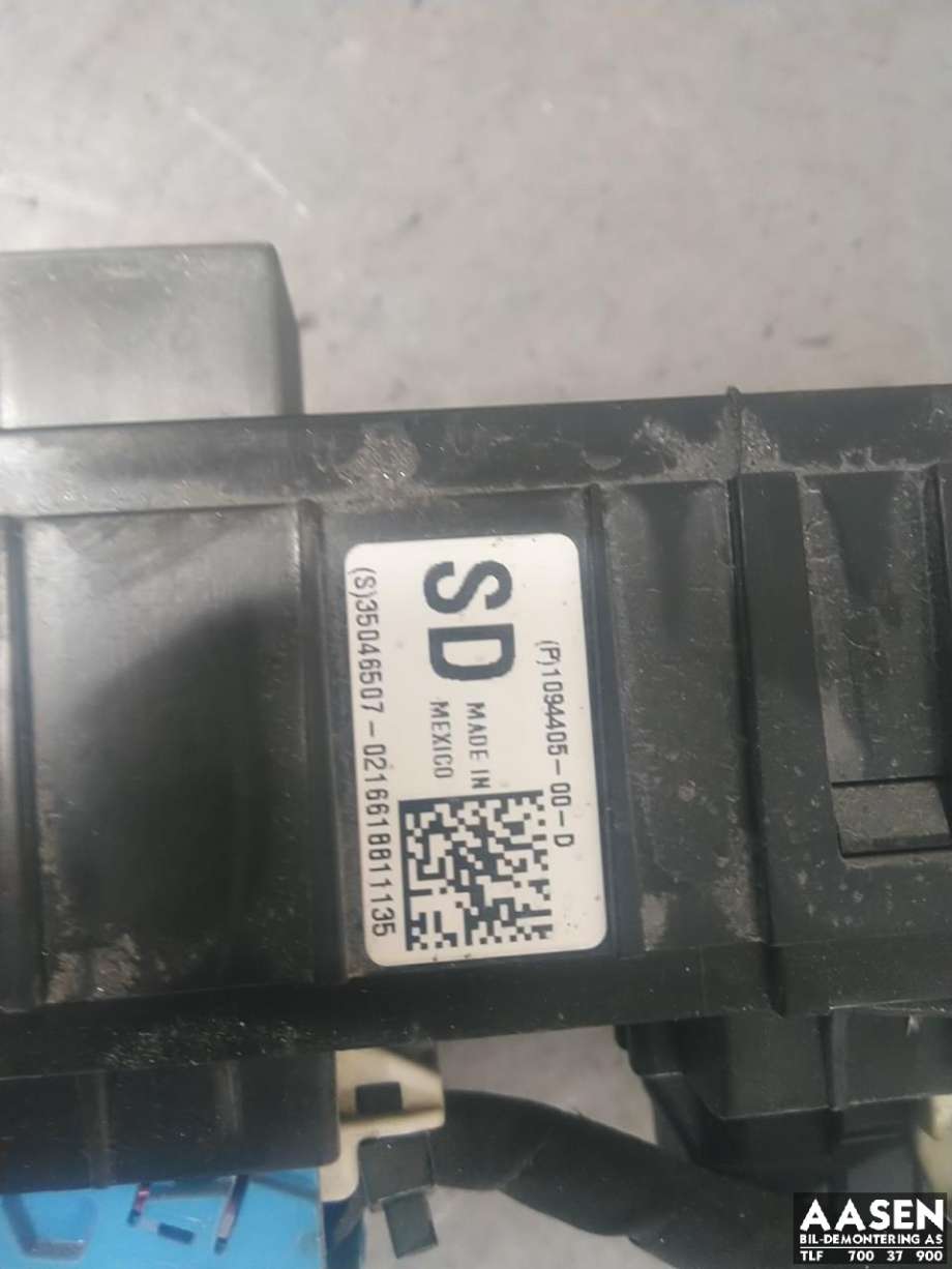 Sikringsboks til Tesla Model S 2016-2021 (Fase 2)  (1094405-00-D|)