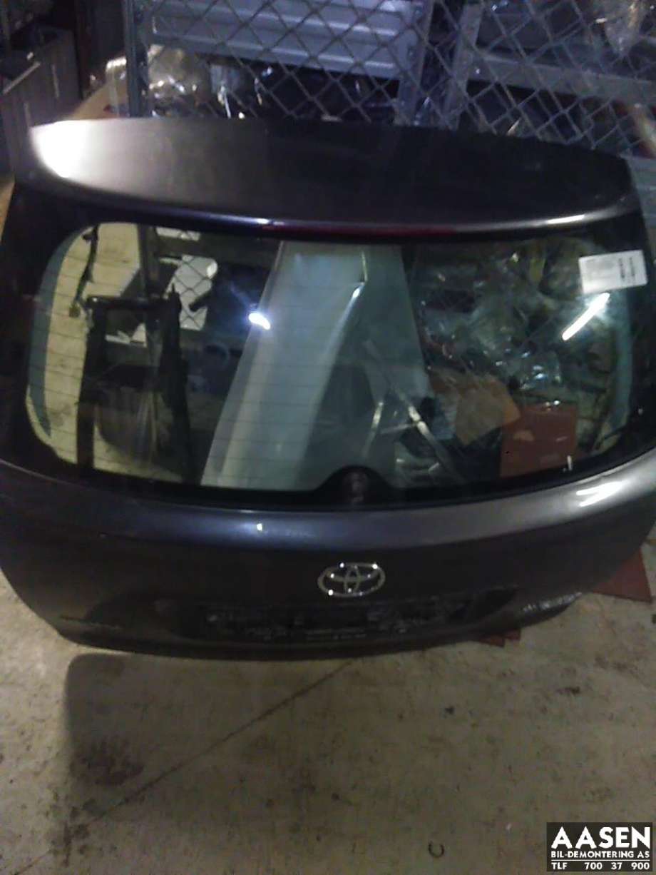 Bakluke stasjonsvogn til Toyota Avensis, 2003-2008 (Type II)  (6700505091)