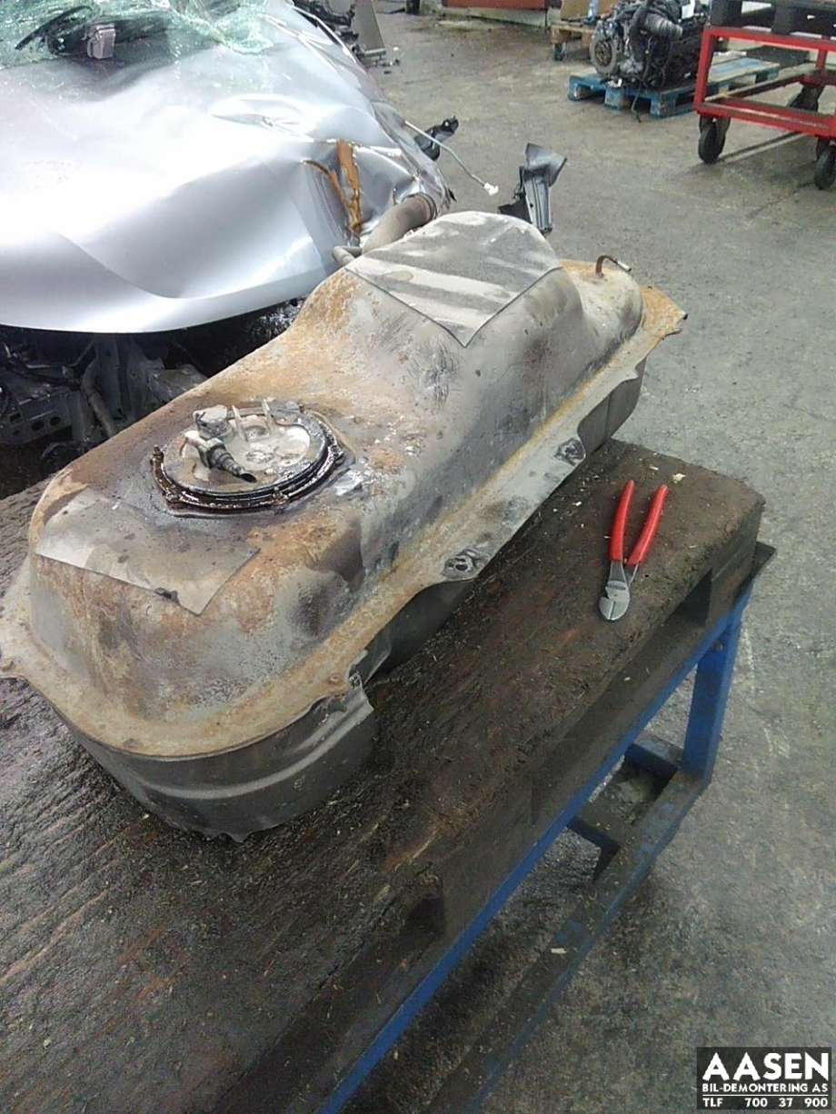 Bensintank til Mitsubishi Outlander 2015-->> (Type III, Fase 2) (1700B285|)