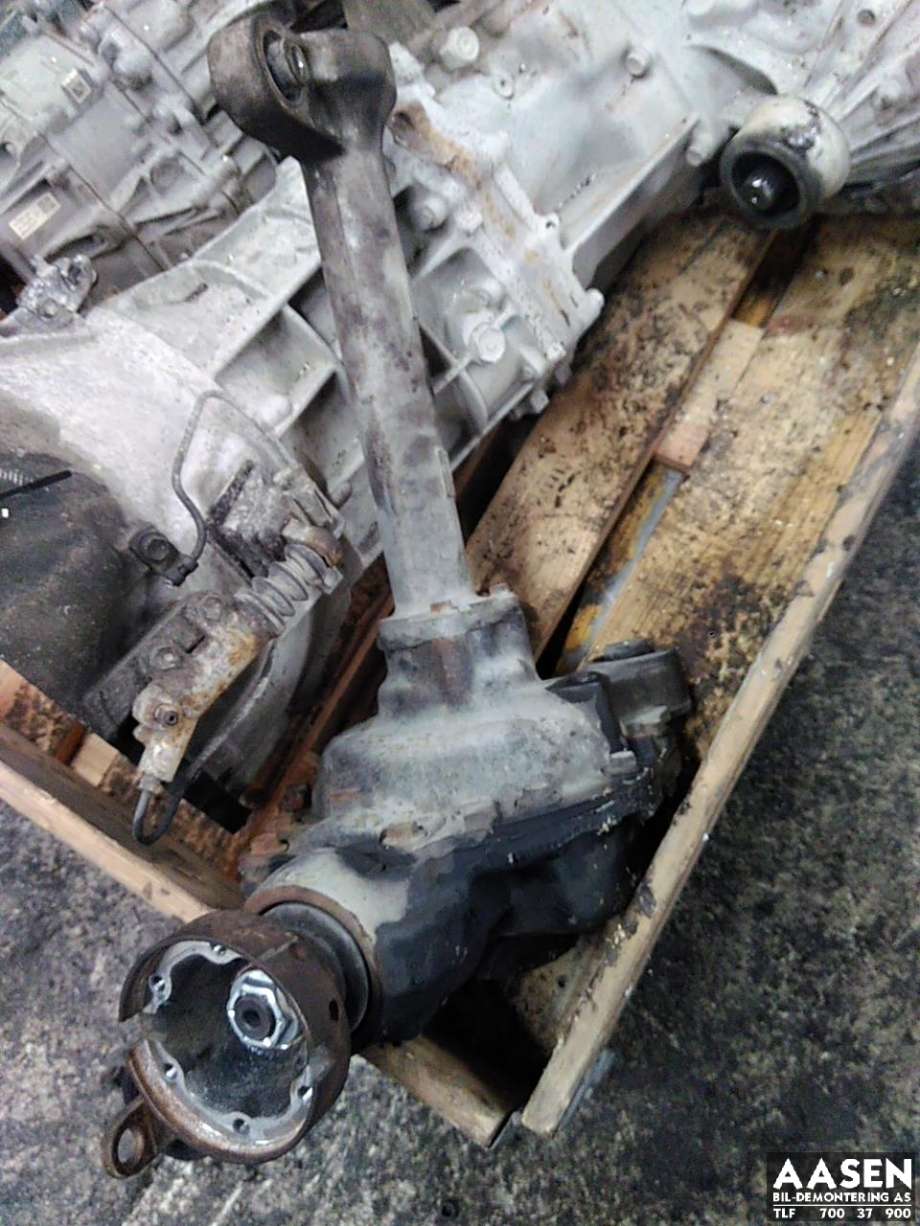 Kardang klokke foran til Ford Ranger 2012-2015  (5237175|)