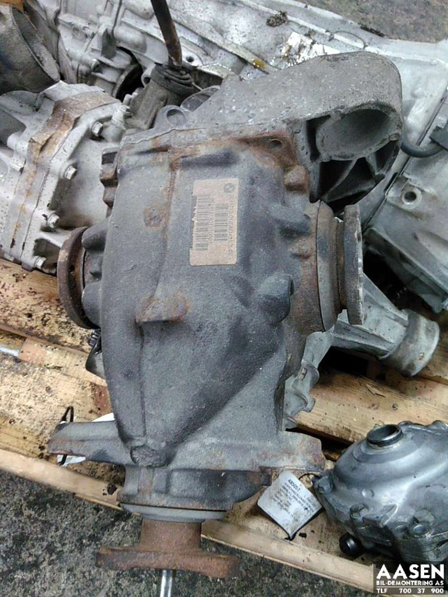 Kardang klokke bak til BMW X1 2009-2015 (E84) (E84) (33 10 7 614 714|)