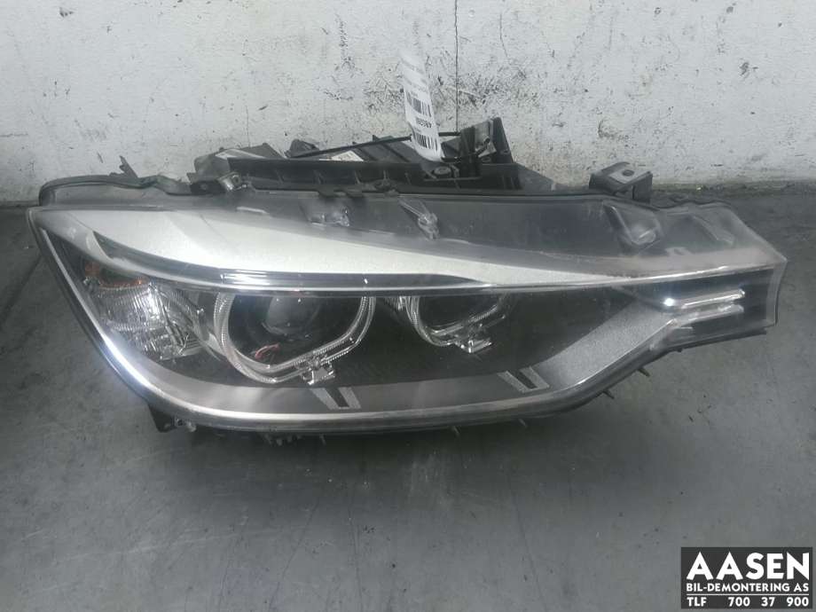 Frontlykt høyre xenon til BMW 3-Serie 2012-2018 (F30/F31/F34) (F30/F31/F34) (63 11 7 259 524|)