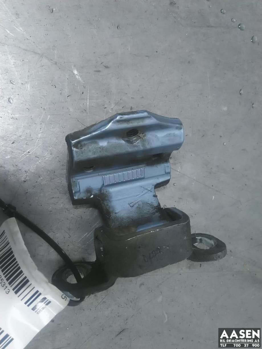 Dørhengsel høyre bak til Volvo 240, 1981-1987