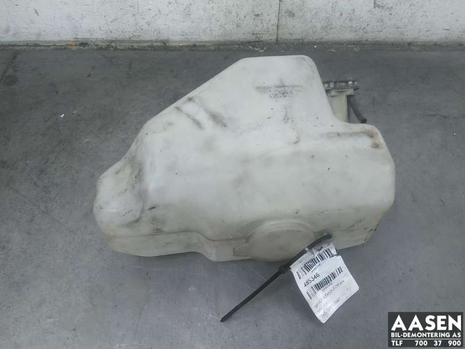 Spylertank foran til Volvo 240, 1981-1987