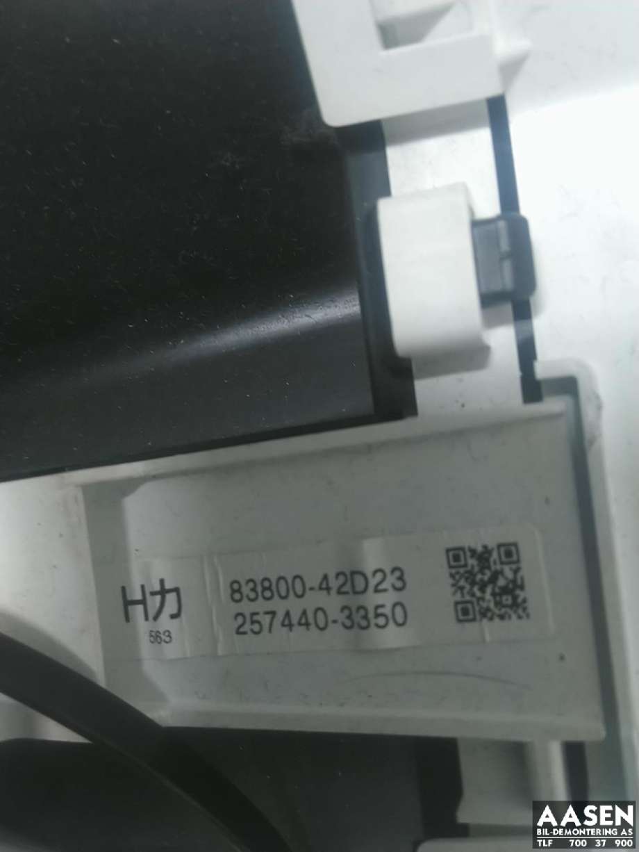 Instrumentpanel til Toyota RAV4 2006-2009 (Type III, Fase 1)  