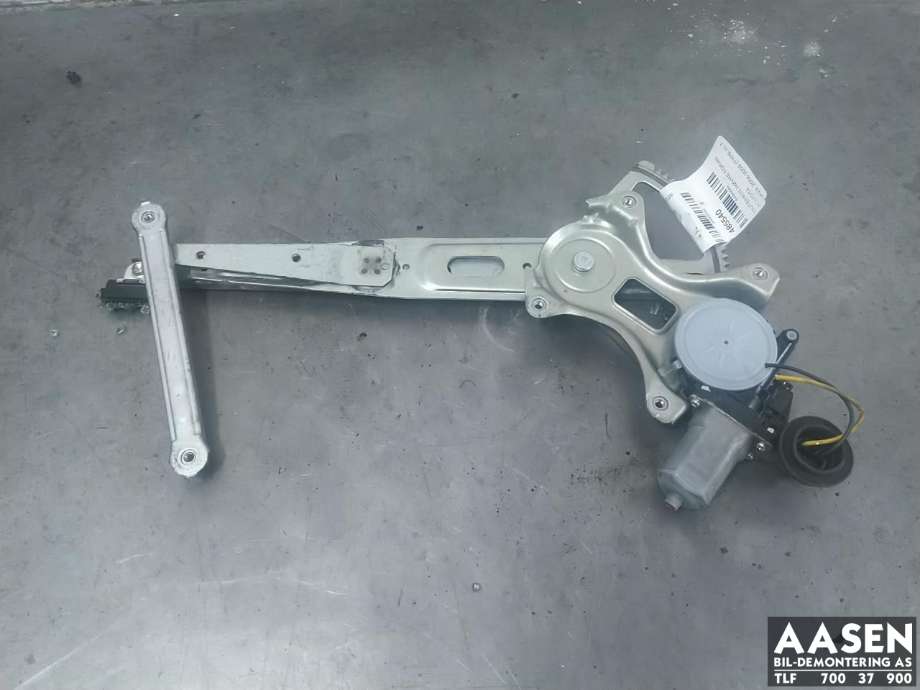 Ruteheis høyre foran til Toyota RAV4, 2006-2009 (Type III, Fase 1)  