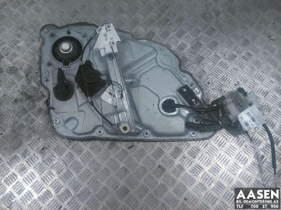 Ruteheis høyre bak til Alfa Romeo 159, 2005-2011