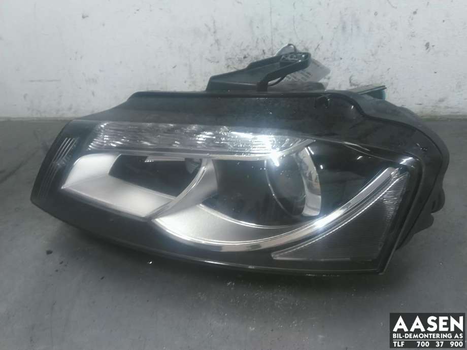 Frontlykt venstre xenon til Audi A3, 2009-2012 (Type II, Fase 2)  (8P0 941 029 BM)