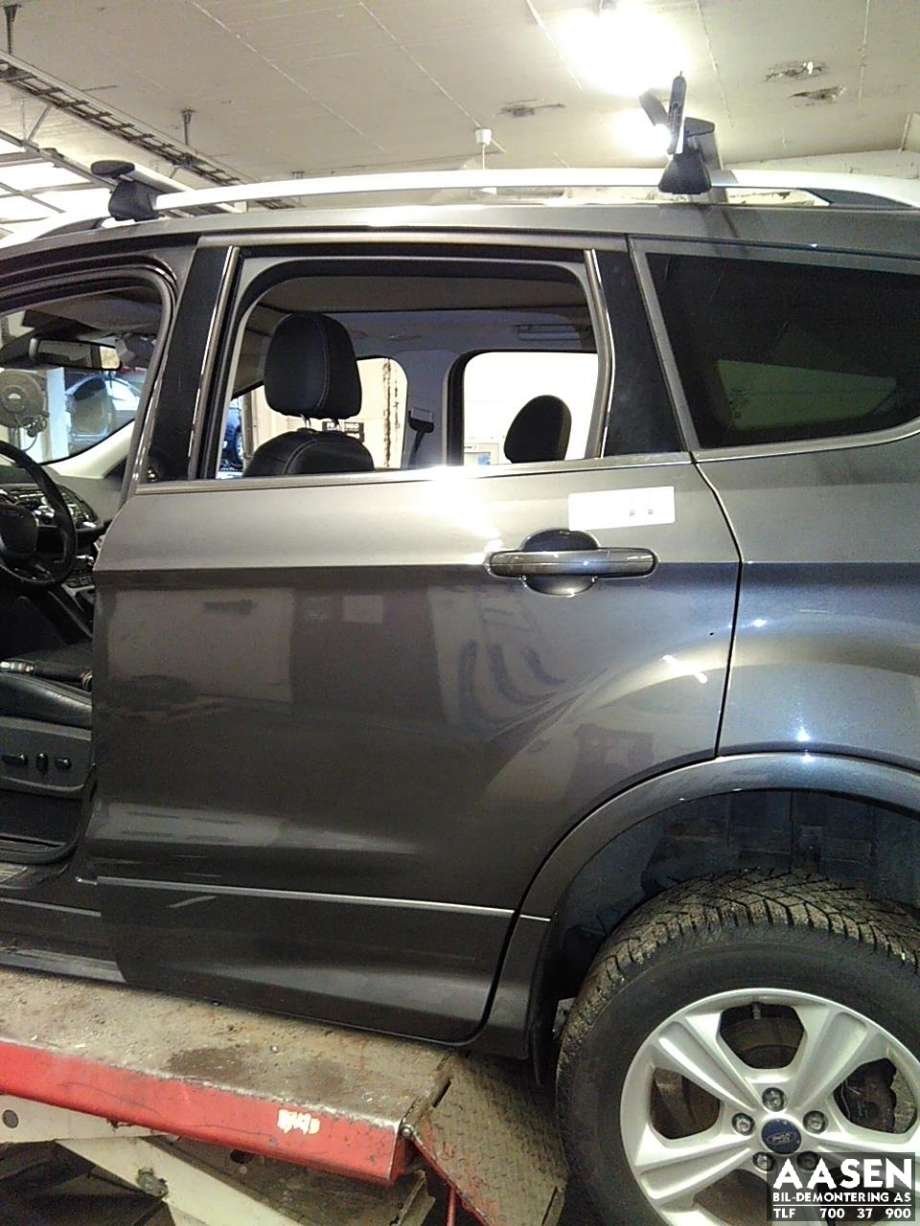 Dør venstre bak til Ford Kuga 2013-2019