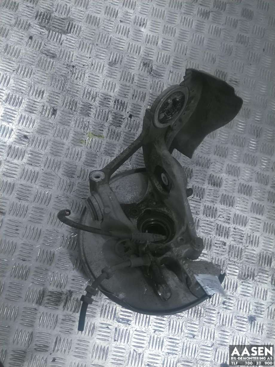 Hjulspindel høyre bak til Audi A6, Allroad, 2012-2014 (Type III, Fase 1) (C7) (C7) (8R0 505 432 F)
