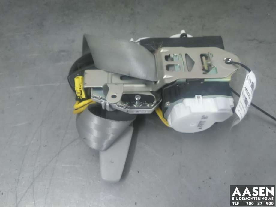 Sikkerhetsbelte foran høyre til Audi A6, Allroad, 2012-2014 (Type III, Fase 1) (C7) (C7) (4G8 857 706 E)