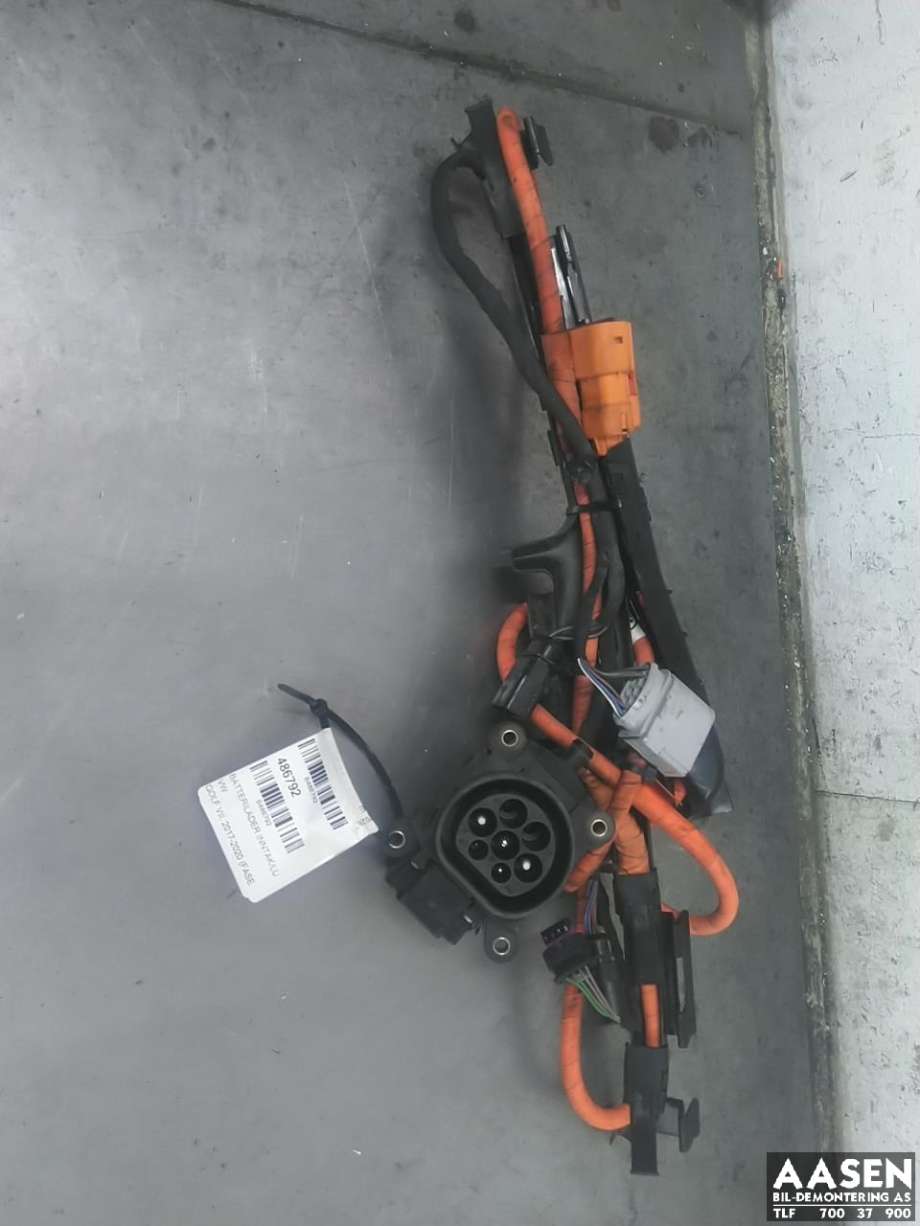 Batterilader inntak/luke til VW Golf VII, 2017-2020 (Fase 2)  (5G0 971 509 L)