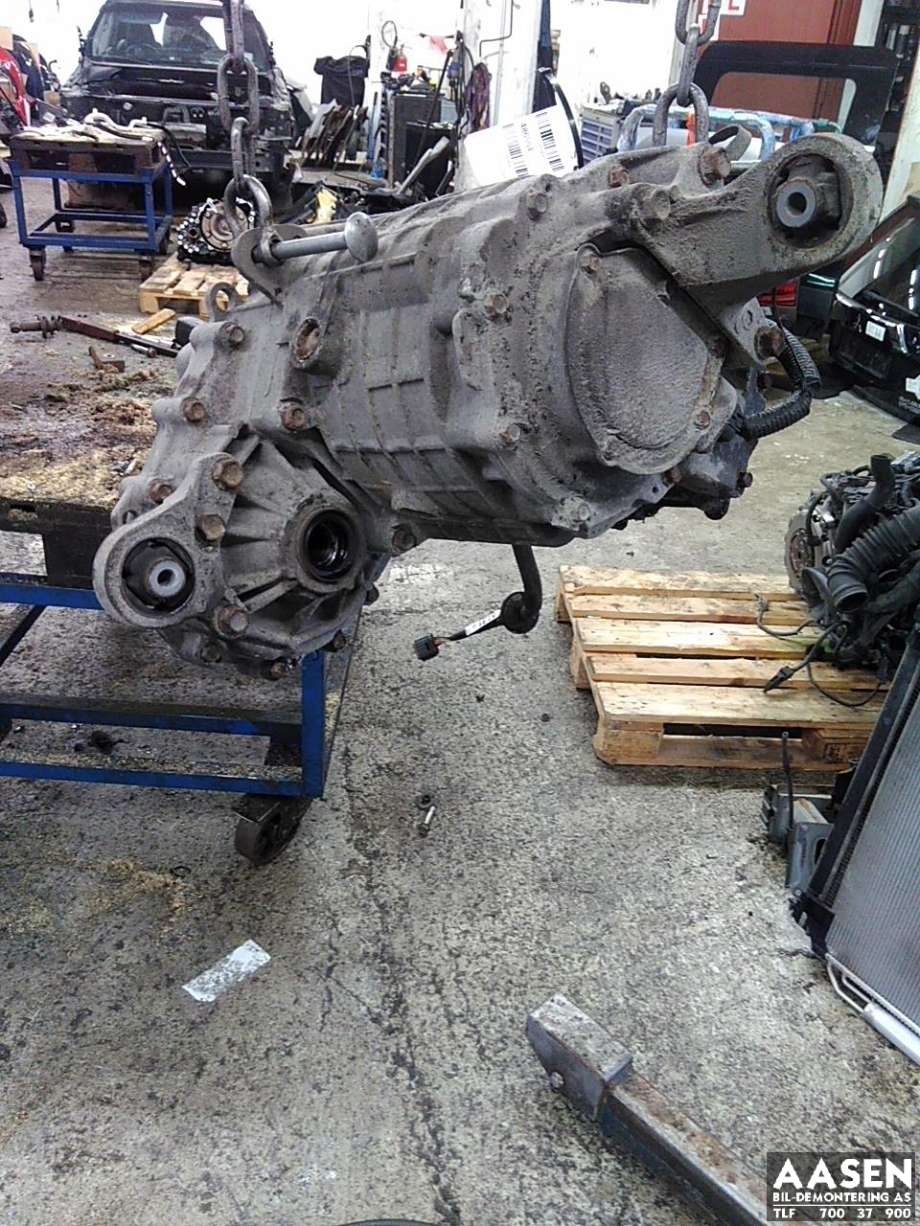 Motor hybrid bakaksel til Mitsubishi Outlander, 2015-->> (Type III, Fase 2)  (9499D146)