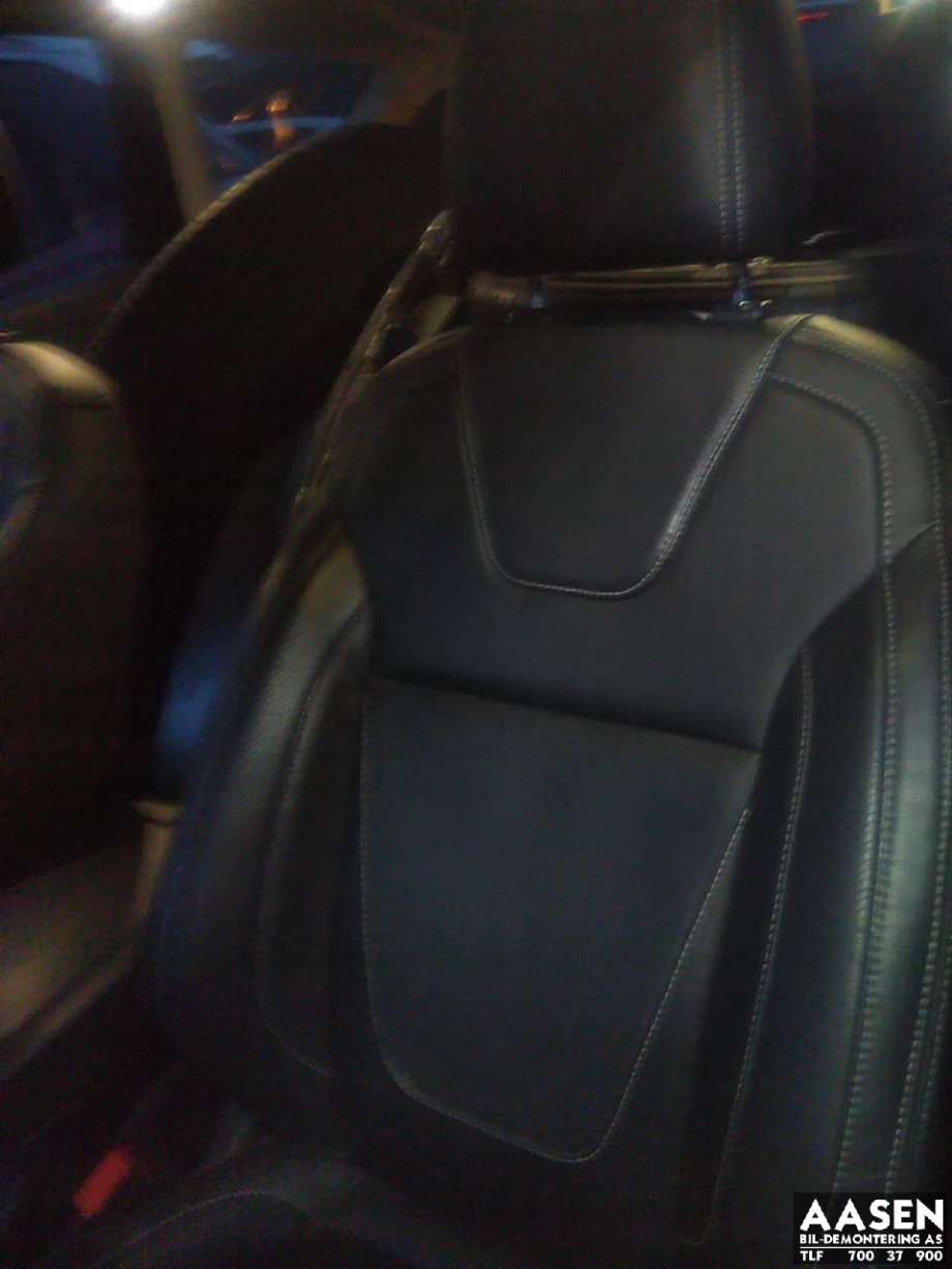 Sete foran venstre til Ford Kuga 2013-2019
