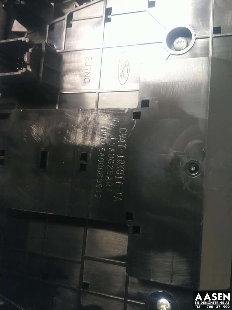 Bilstereo betjeningspanel til Ford Kuga 2013-2019  