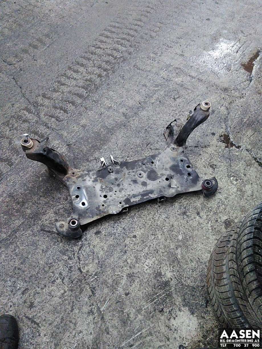 Travers foran hoved til Ford Kuga 2013-2019 (2277077|)