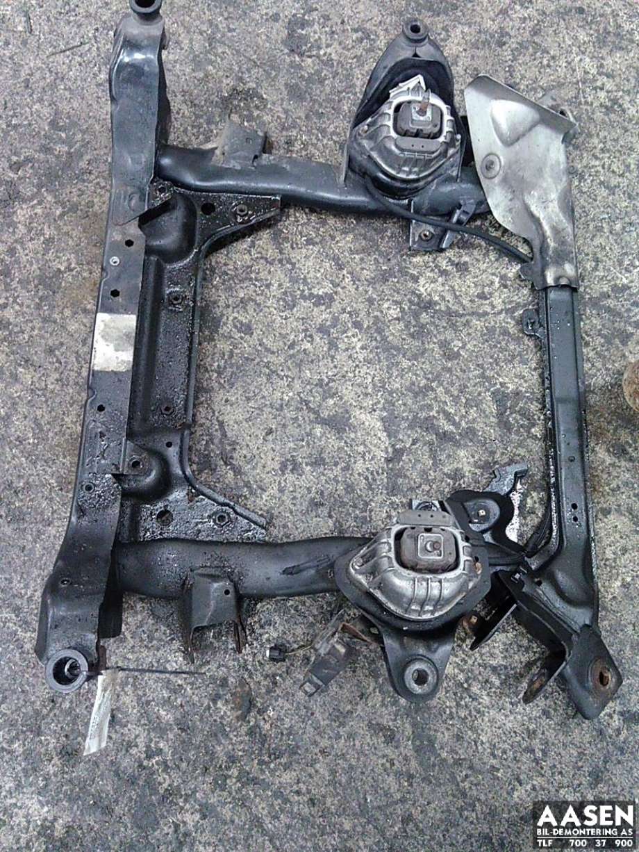 Travers foran hoved til BMW X1 2009-2015 (E84) (E84)