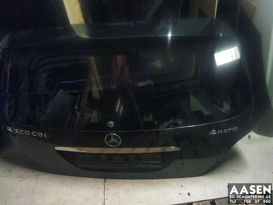 Bakluke til Mercedes R-Klasse, 2006-2013 (W251) (W251) (A 251 740 04 05)