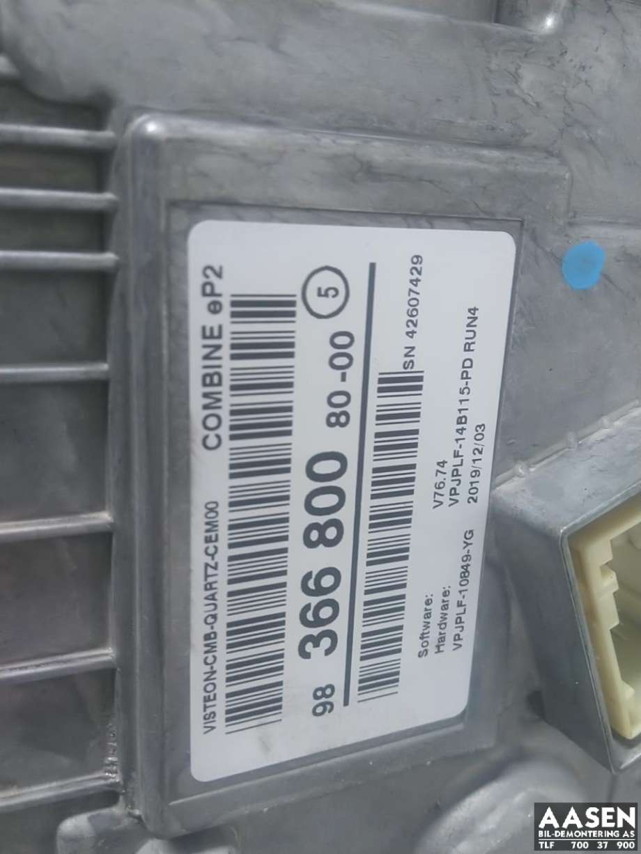 Instrumentpanel til Peugeot e-208 2019-->>  (98 366 800 80|98 485 804 80|98 427 101 80)