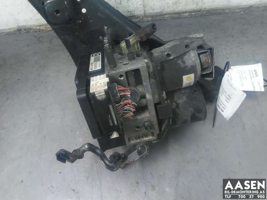 ABS sentral til Toyota Prius, 2004-2009 (Type II) (COMBI) (COMBI) 