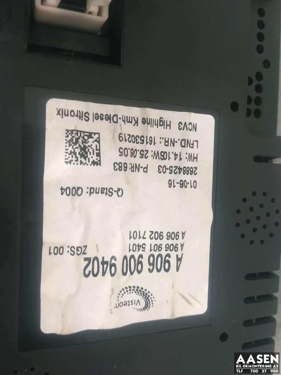 Instrumentpanel til Mercedes Sprinter 2013-2018 (Fase 2) (906) (906) (A 906 900 94 02|)