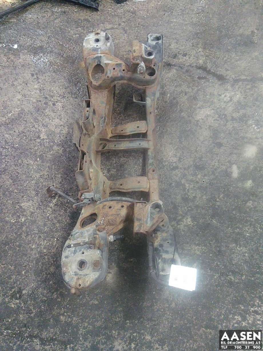Travers bak til Volvo V40, 2012-2019  (31360772)