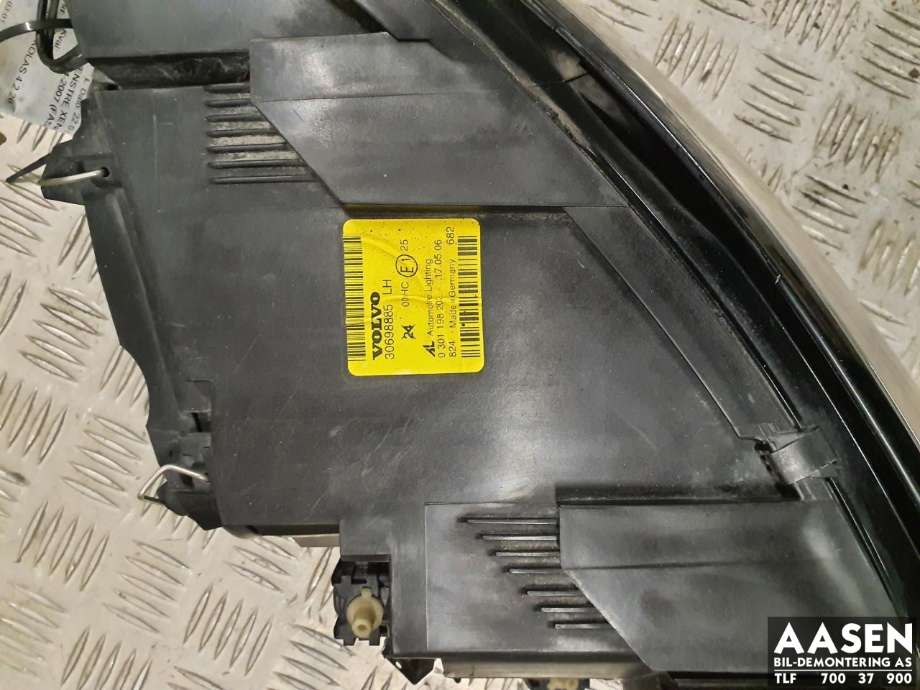Frontlykt venstre xenon til Volvo V50 2004-2007 (Fase 1)