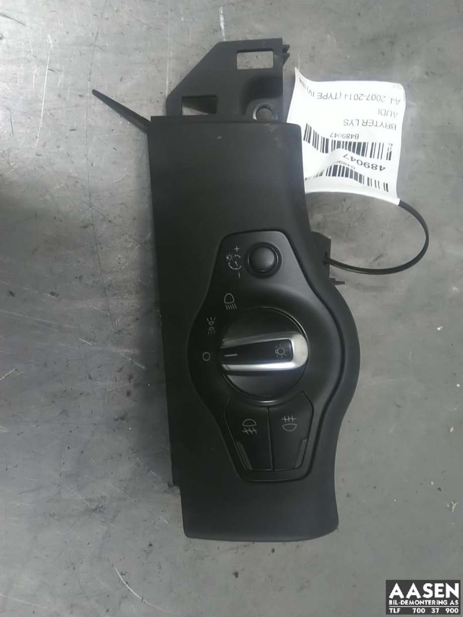 Bryter lys til Audi A4, 2007-2014 (Type IV) (B8) (B8)