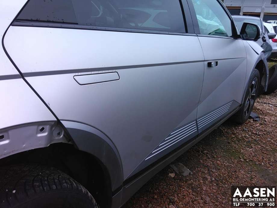 Dør høyre bak til Hyundai Ioniq 5 2021-->> (77004GI000|77004GI001|)