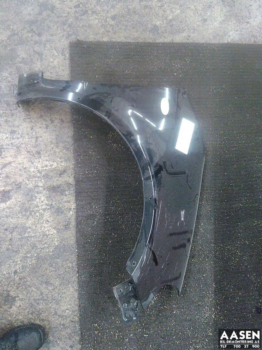 Skjerm høyre foran til Suzuki SX4, 2009-2013 (Type I, Fase 2)  