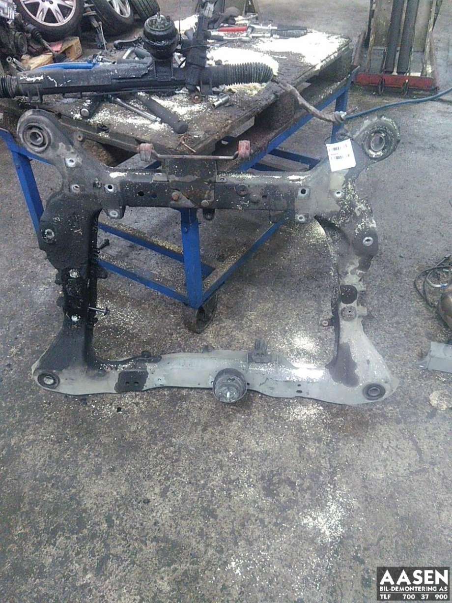 Travers foran hoved til Volvo V70, 2005-2007 (Type II, Fase 2)  