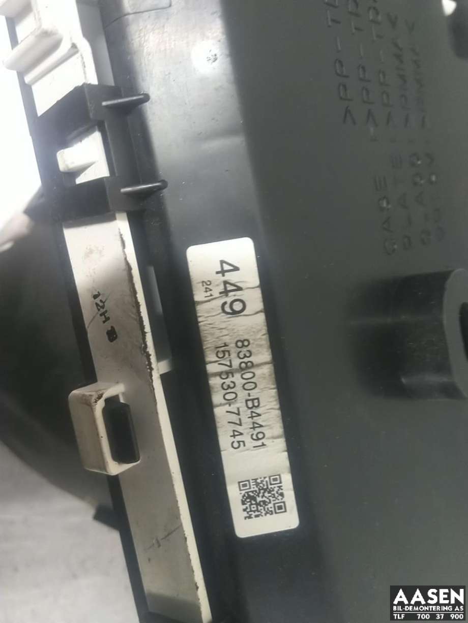 Instrumentpanel til Daihatsu Terios 2006-->> (Type II)  