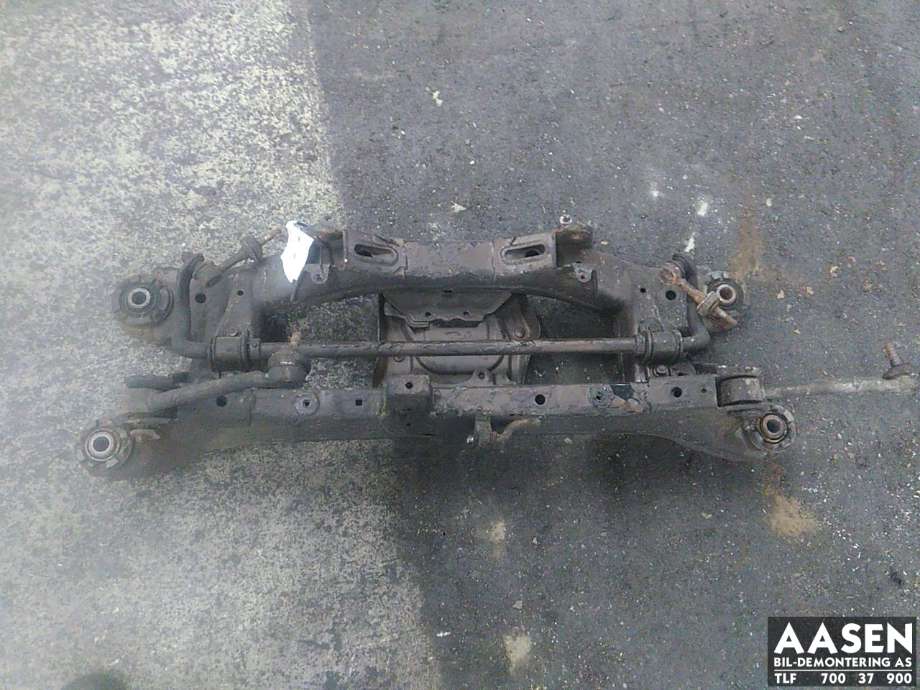Travers bak til Toyota Avensis 2009-2015 (Type III, Fase 1)