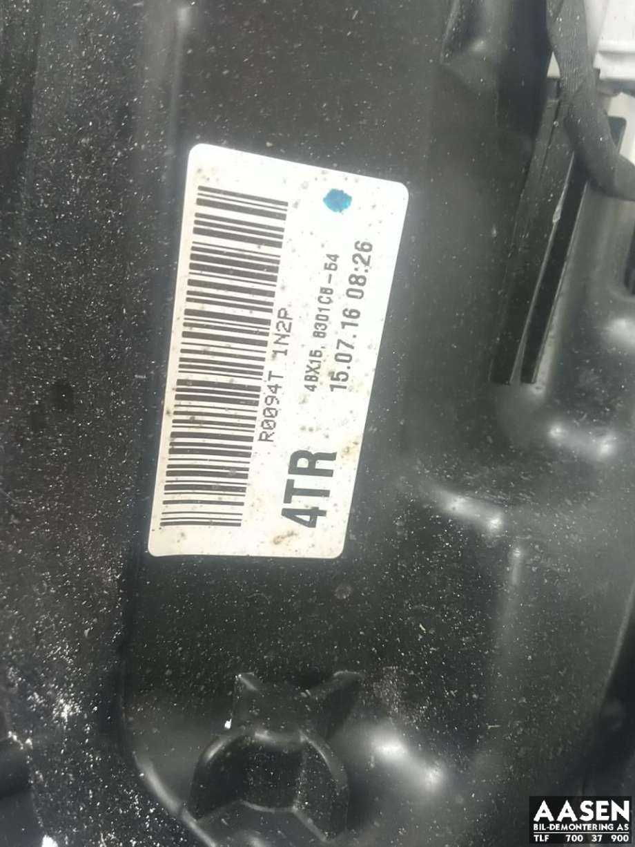 Frontlykt høyre halogen til Mitsubishi Outlander 2015-->> (Type III, Fase 2)  (8301C854|)