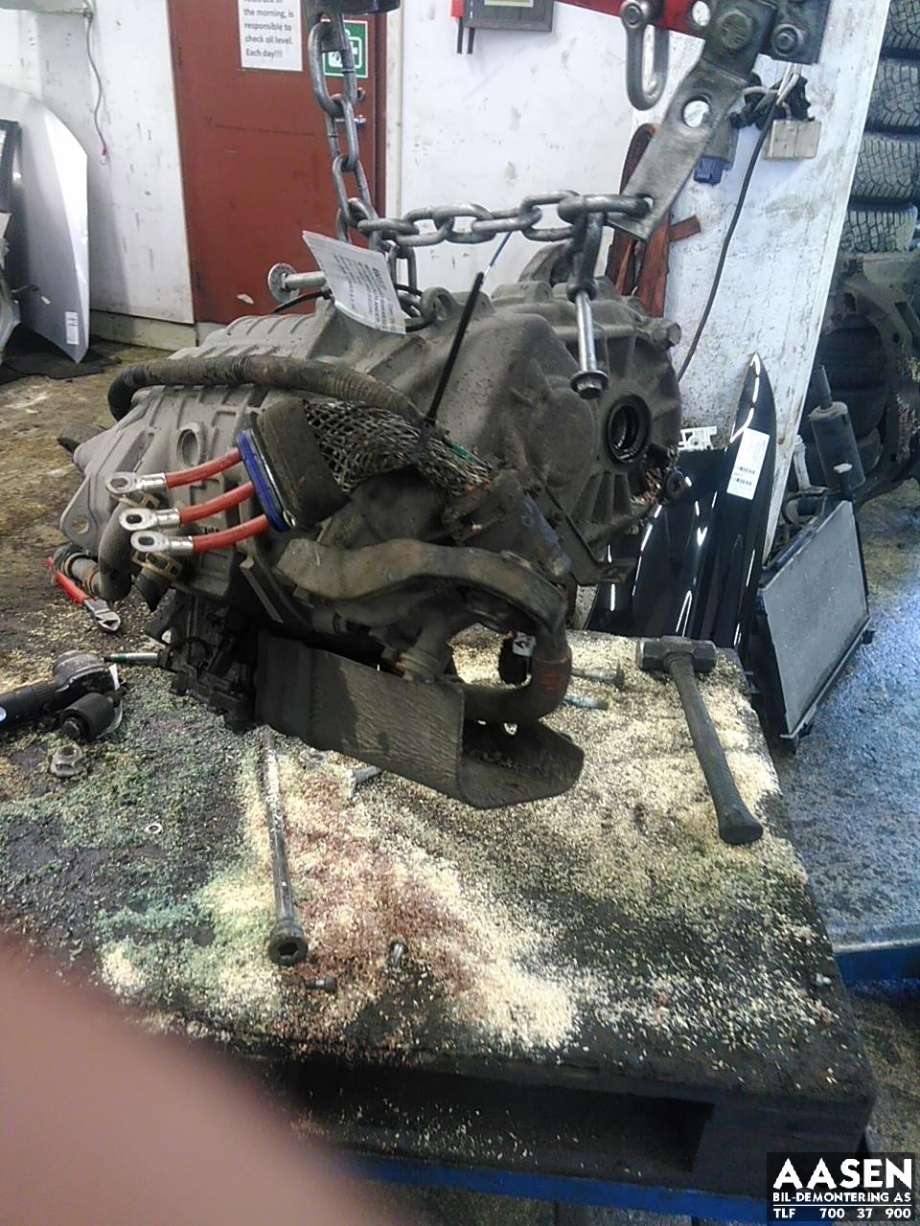 Motor hybrid bakaksel til Mitsubishi Outlander 2015-->> (Type III, Fase 2)  (2500A511|)