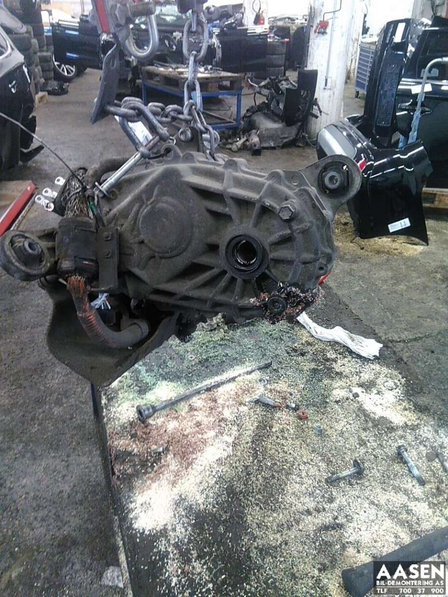 Motor hybrid bakaksel til Mitsubishi Outlander 2015-->> (Type III, Fase 2)  (2500A511|)