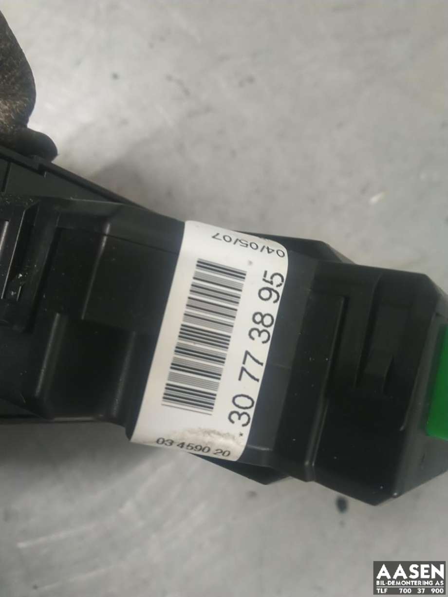 Bryter ruteheis førerdørspanel til Volvo V70 2005-2007 (Type II, Fase 2)  (30773895|31334464|)