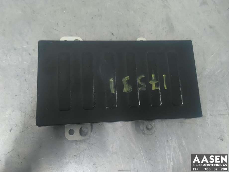 Dashbord trådløs mobillader til Ford Mustang Mach-e, 2020-->> (2646842)